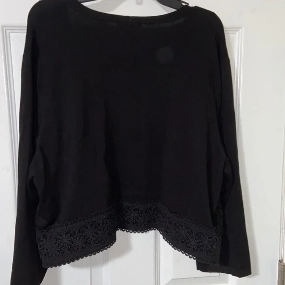 Dress Barn Black sweater with lace trim bottom size 1X new with tags - Picture 8 of 9